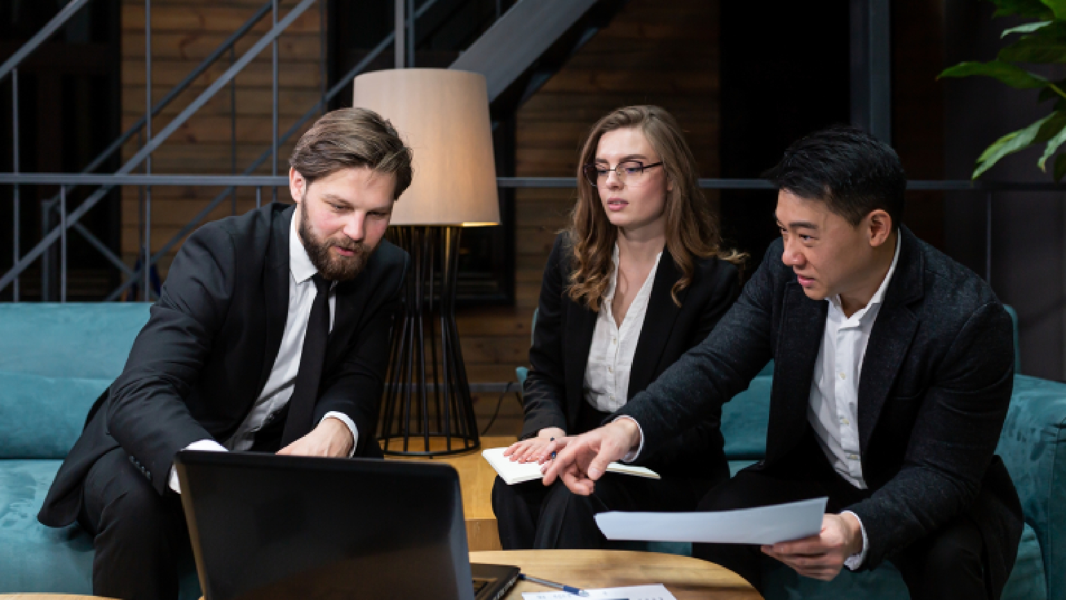 How Does a Hotel Advisory Firm Mitigate Risk in Hospitality Industry Mergers and Acquisitions