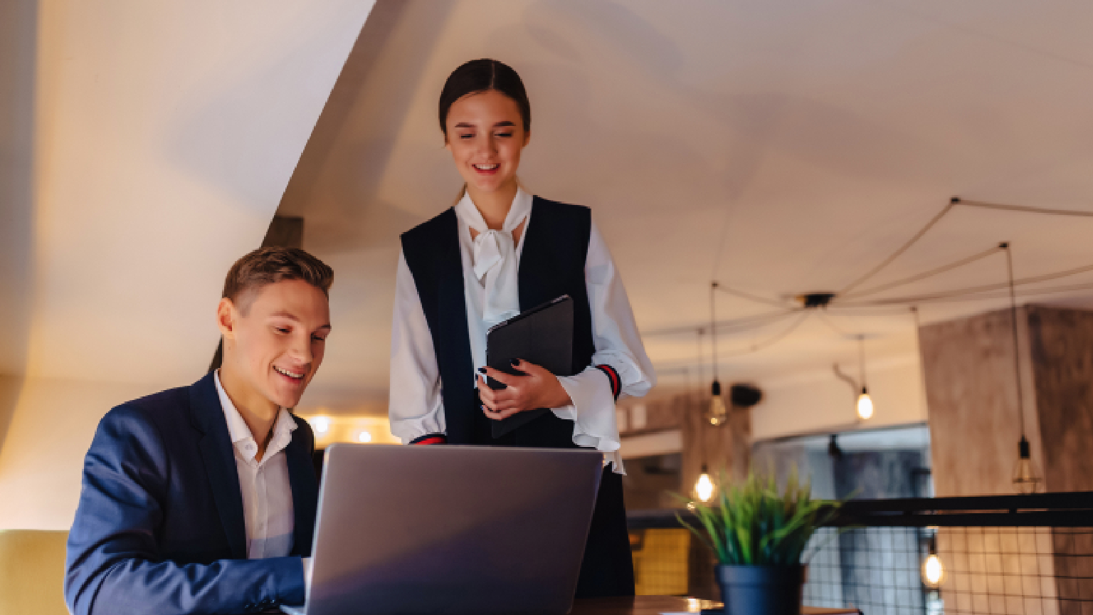 Navigating hospitality industry mergers and acquisitions with a hotel advisory firm