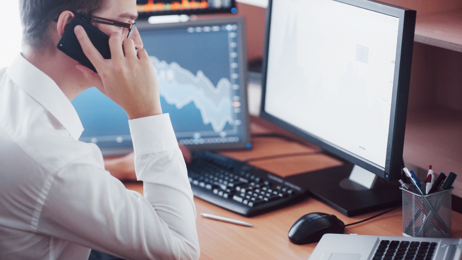 Navigating operator termination and seamless management takeover in underperforming assets